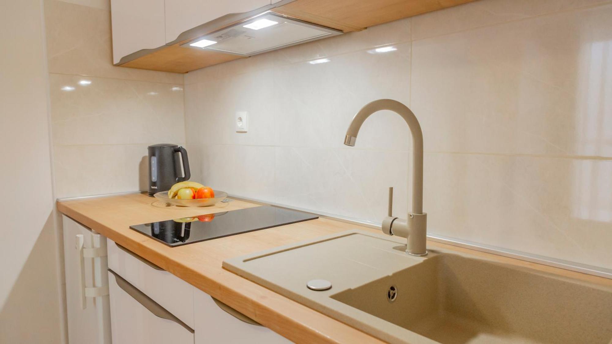 Baska Voda Apartments - Steps From The Beach, Free Parking, Central Location Exterior photo