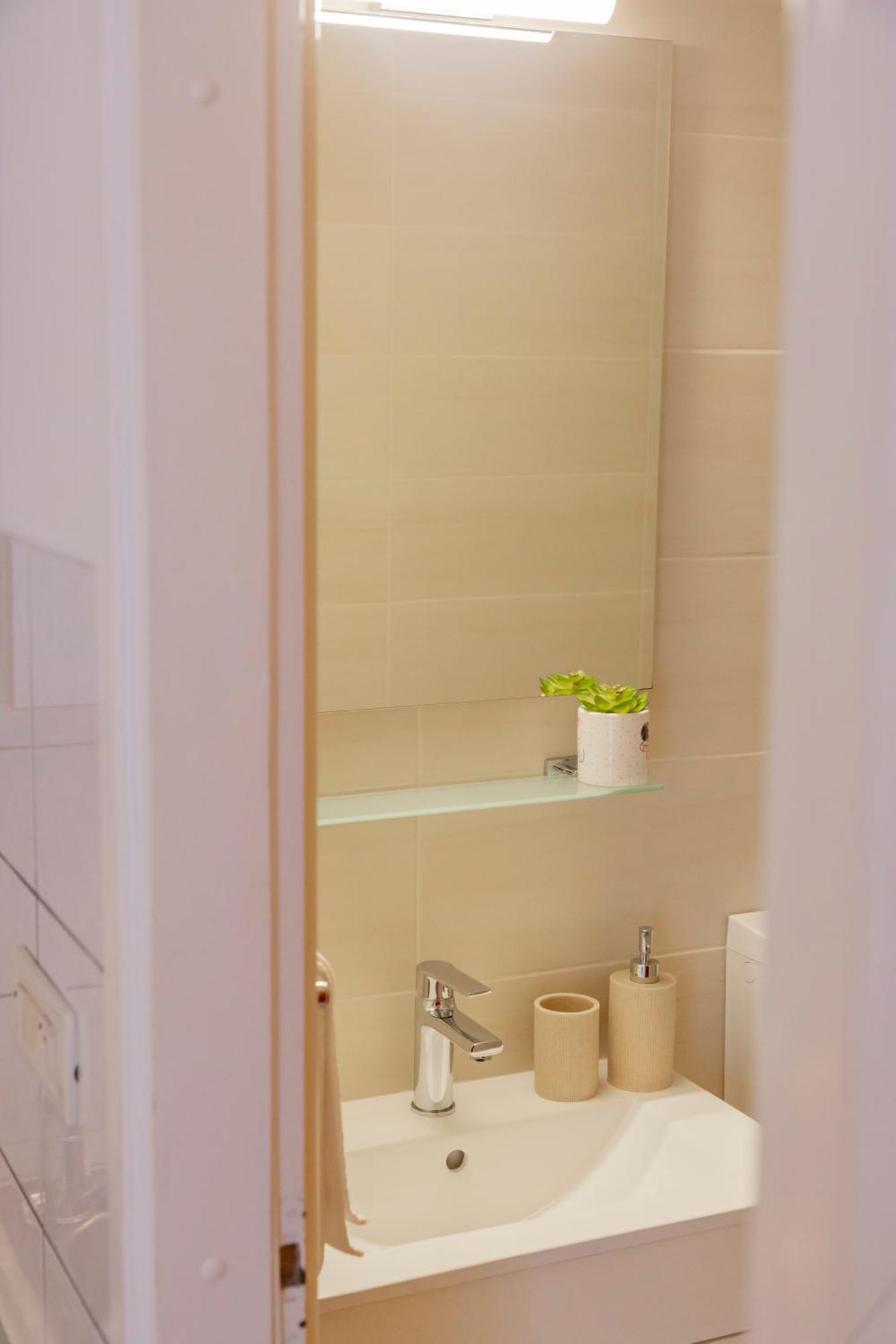 Baska Voda Apartments - Steps From The Beach, Free Parking, Central Location Exterior photo